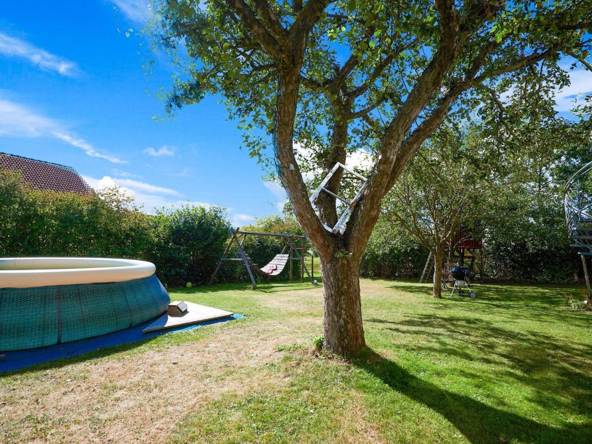 Nice Flat With Sauna Covered Terrace Garden And Tree House For Children Zandt Exterior foto