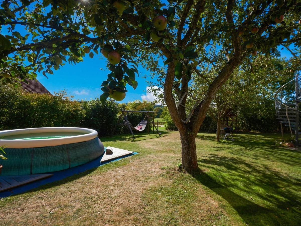 Nice Flat With Sauna Covered Terrace Garden And Tree House For Children Zandt Exterior foto