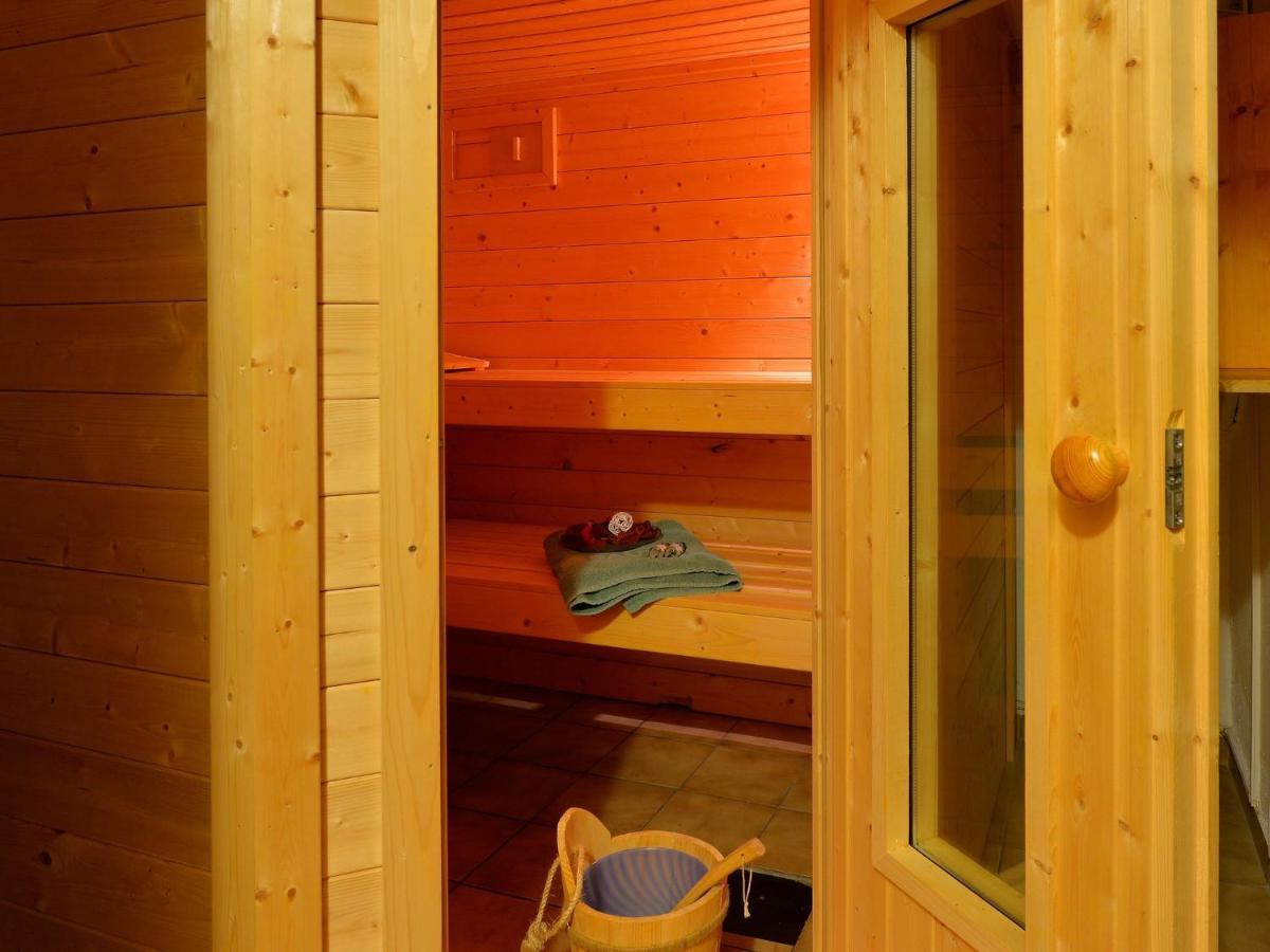 Nice Flat With Sauna Covered Terrace Garden And Tree House For Children Zandt Exterior foto